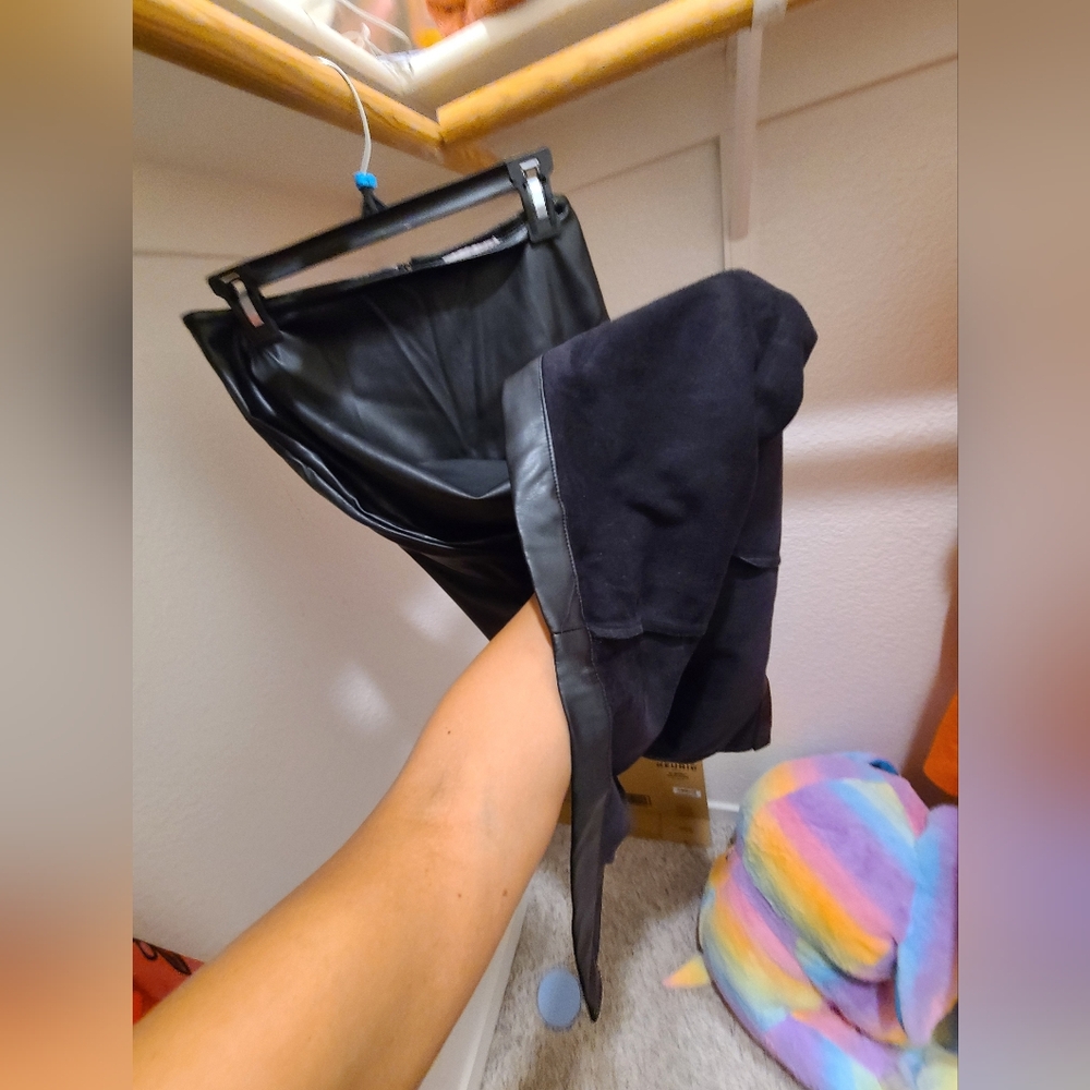 Shoe Dazzle Black Pencil Skirt - Picture 7 of 7